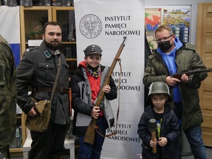Inscenizacje bitew historycznych OBEN IPN Wrocław; fot. M. Surowiec.
