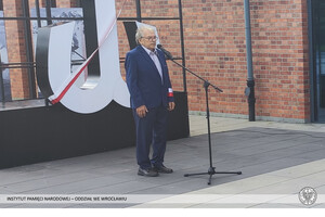 Otwarcie wernisażu wystawy plenerowej Instytutu Pamięci Narodowej „Armia Krajowa” – Wrocław, 1 września 2022. Fot. Michał Surowiec (IPN)