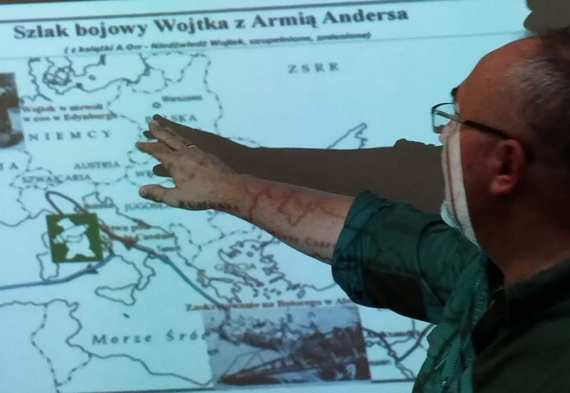 O niedźwiedziu Wojtku w Łozinie oraz Bykowie a także w SP w Szczodrem - 3 listopada 2023