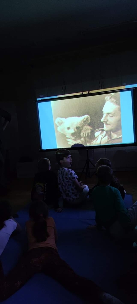 O niedźwiedziu Wojtku w Łozinie oraz Bykowie a także w SP w Szczodrem - 3 listopada 2023