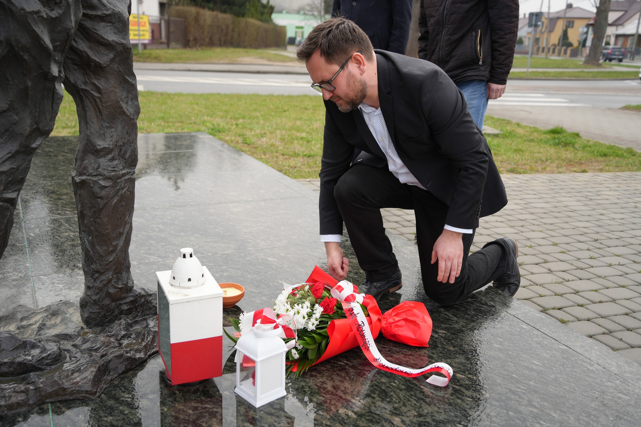 79 lat temu Ludwik Marszałek stanął na czele Okręgu Wrocław WiN. Odbudował struktury organizacji na Dolnym Śląsku. W Dębicy oddano hołd bohaterowi podziemia niepodległościowego - 26 marca 2026