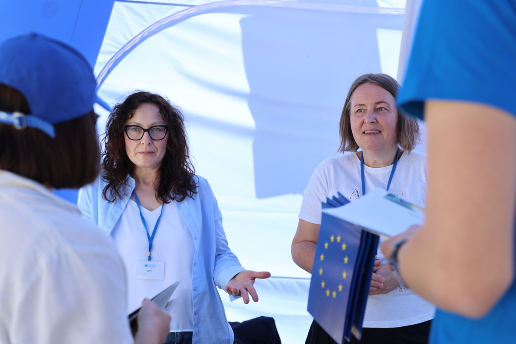 Instytut Pamięci Narodowej na III Uniwersyteckim Festiwalu Kariery. Dziękujemy wszystkim, którzy odwiedzili nasze stoisko. Do zobaczenia podczas kolejnych wydarzeń! - Kampus Wydziału Nauk Społecznych Uniwersytetu Wrocławskiego, 26 maja 2026